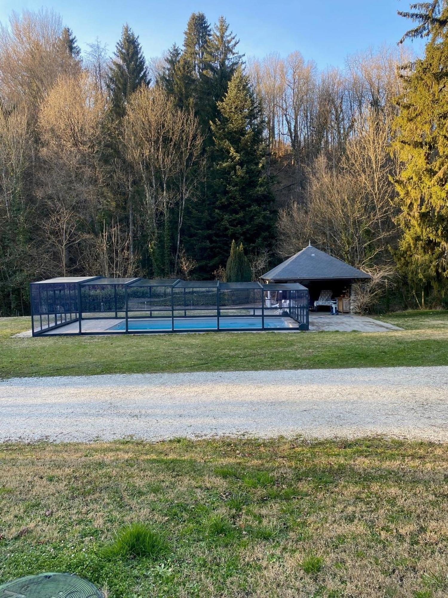 Le Clos Du Tulipier La Chapelle-du-Bard Exteriér fotografie